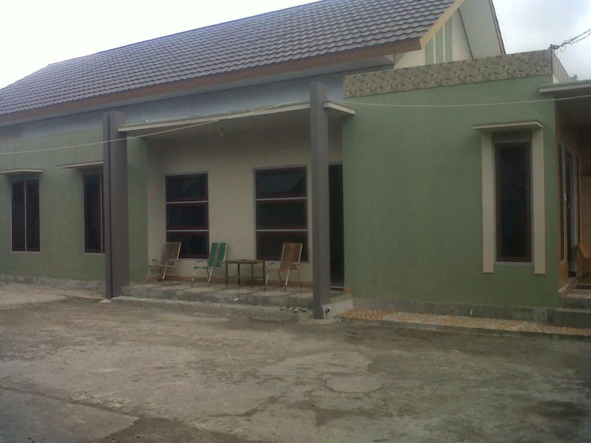 Cinnamon Guest House Bajawa Екстер'єр фото