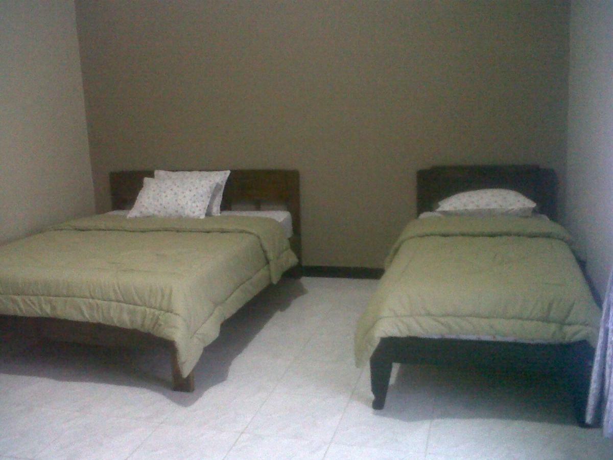 Cinnamon Guest House Bajawa Екстер'єр фото